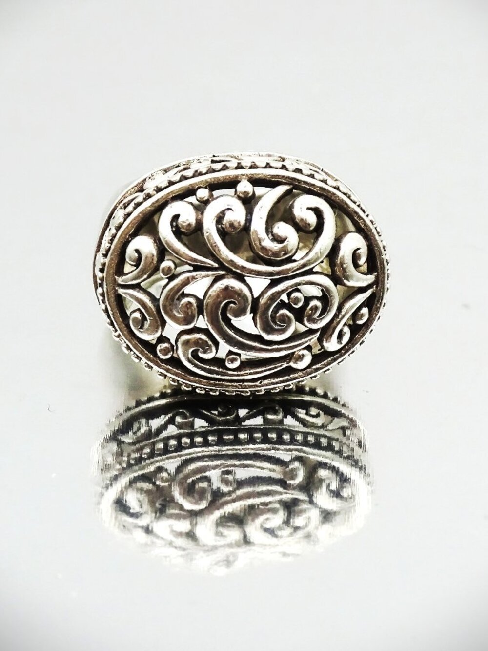 BARSE EUC Sterling Silver Scroll Design Ring Size 7.5